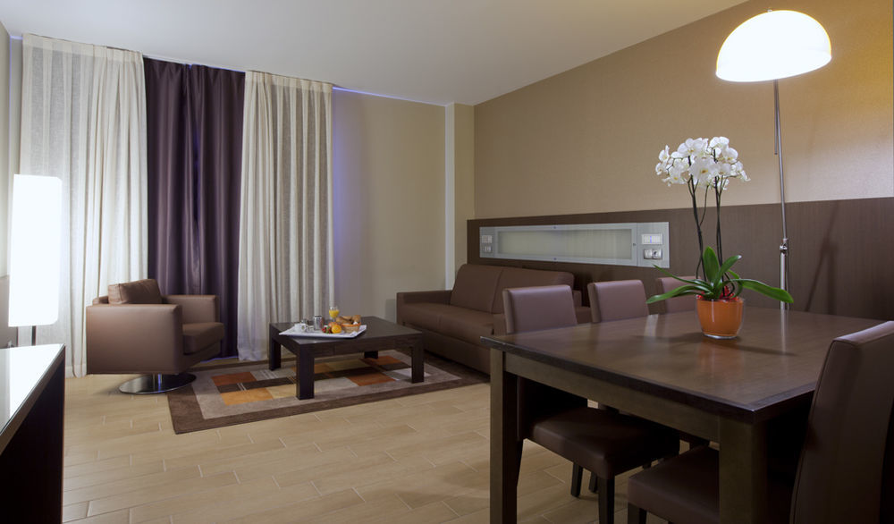 Ciudad De Hotel