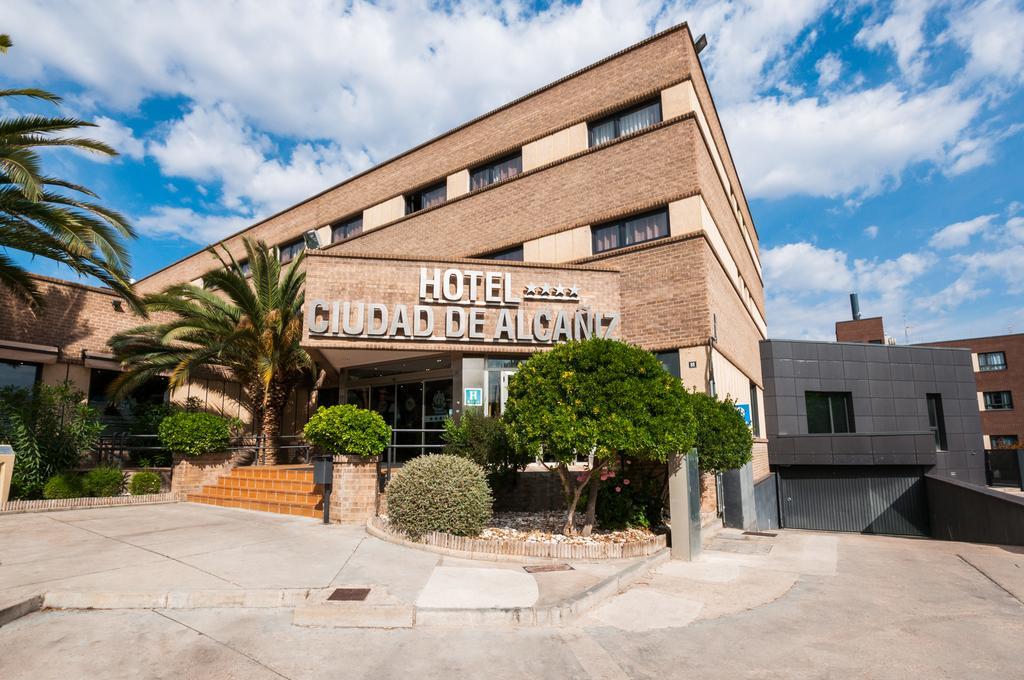 Hotel Ciudad De 4*